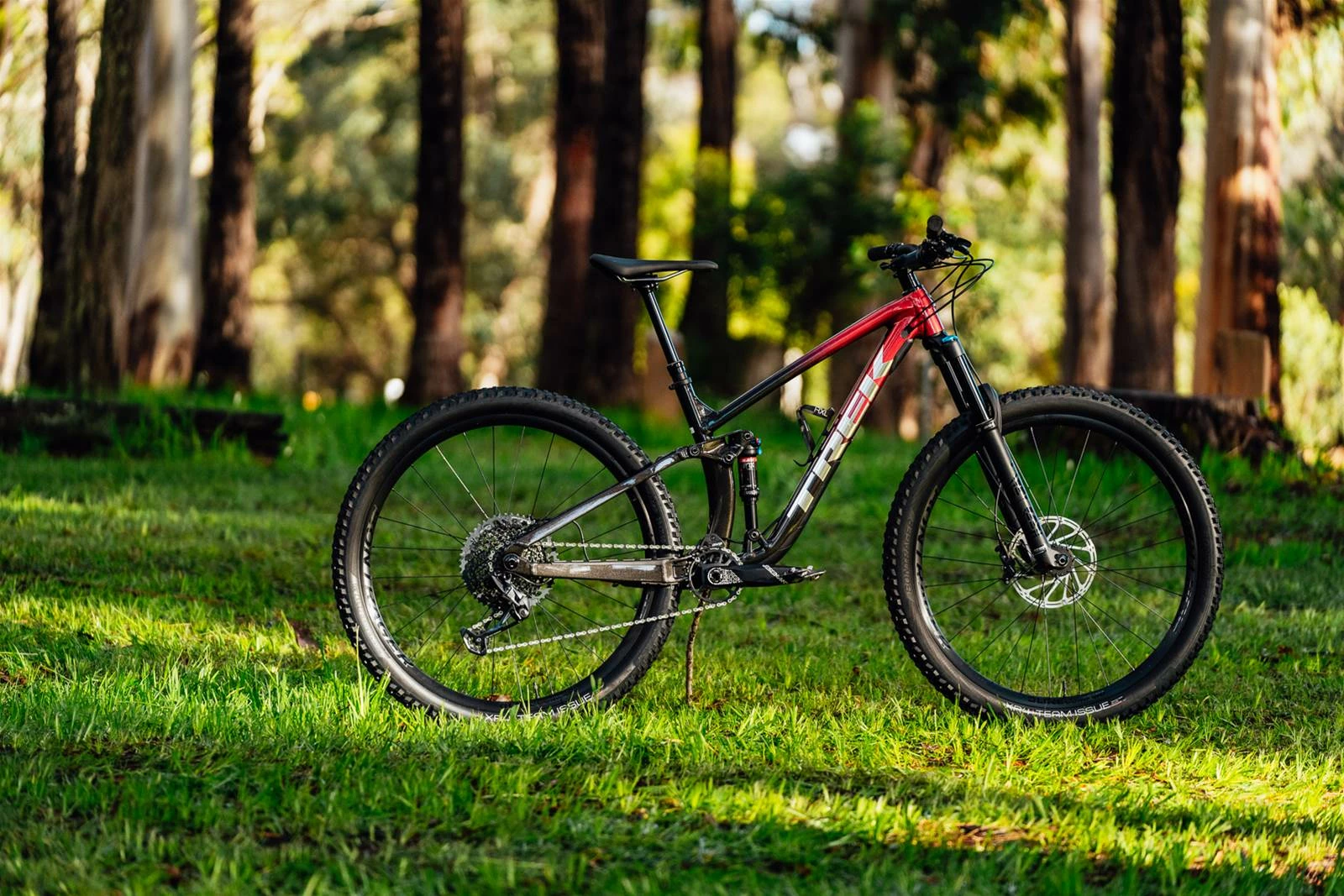 TREK FUEL EX 8 XT 29 Vélo TREK Fuel