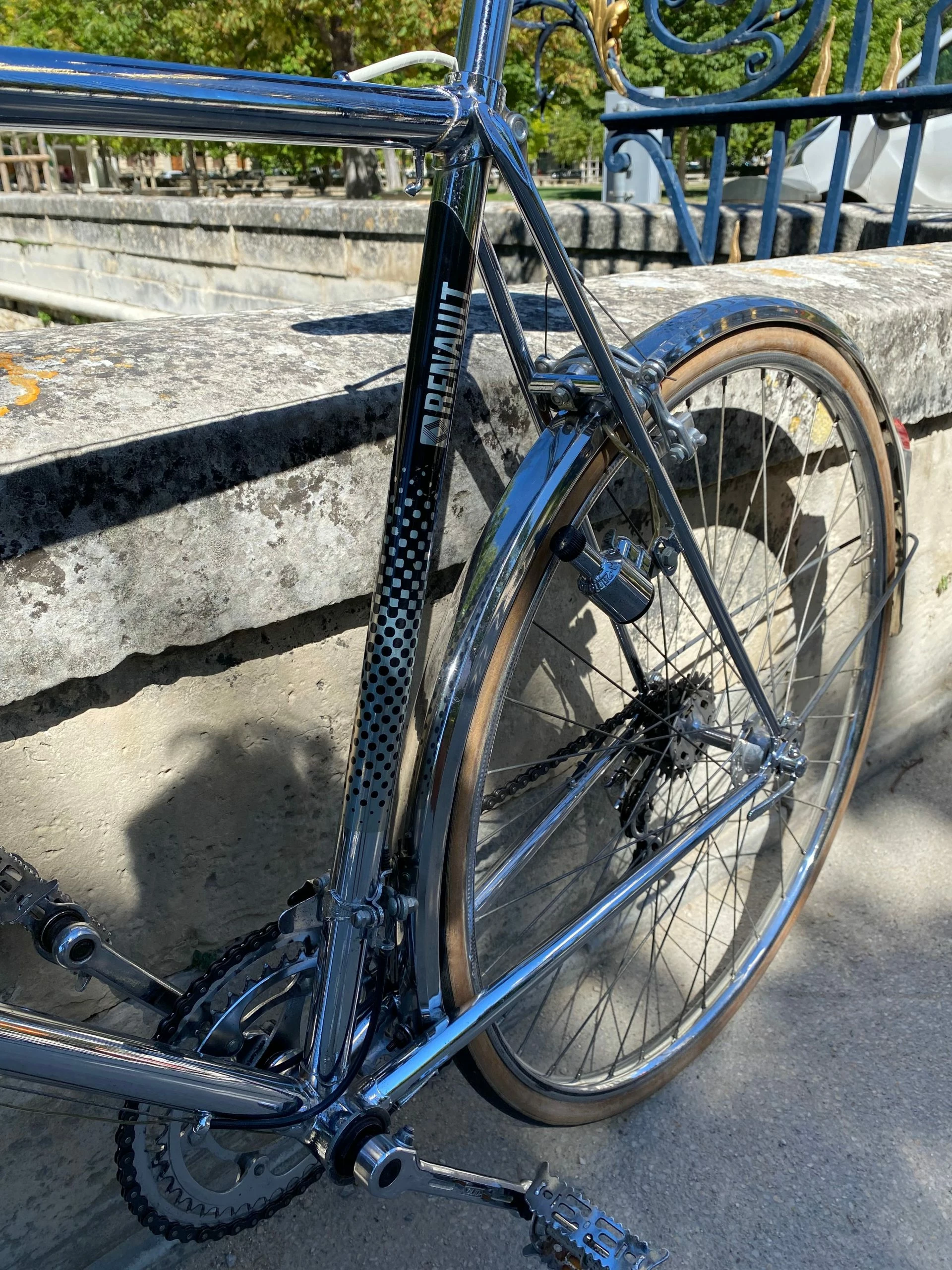 Vélo Renault Vintage Chromé – Image 6