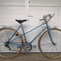 Vélo France Loire Femme Vintage